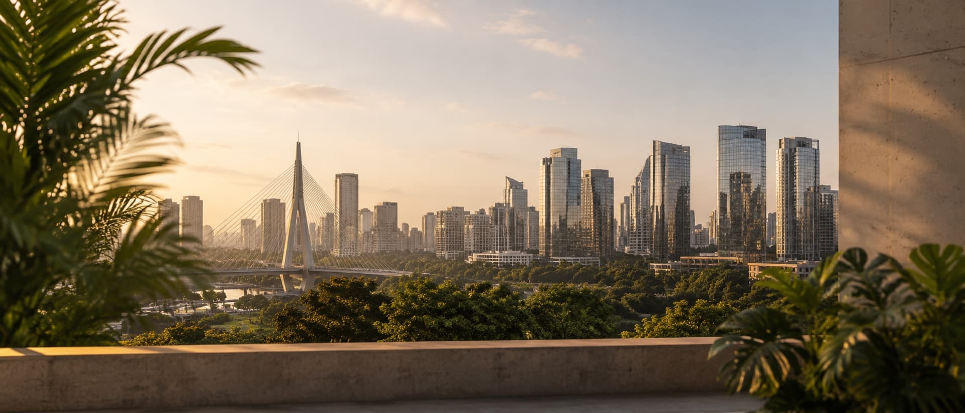 Vista de São Paulo ao entardecer, com a Ponte Estaiada